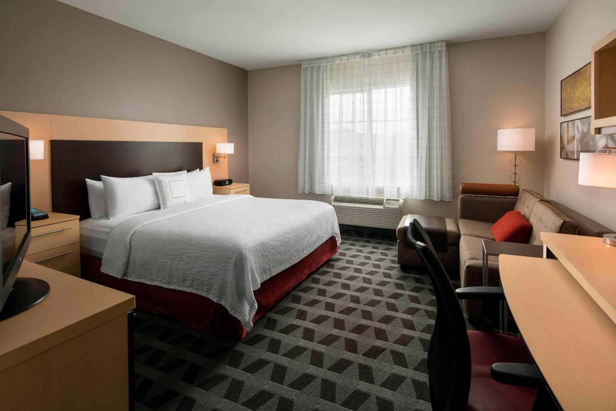 Towneplace Suites By Marriott San Diego Carlsbad / Vista Exterior photo