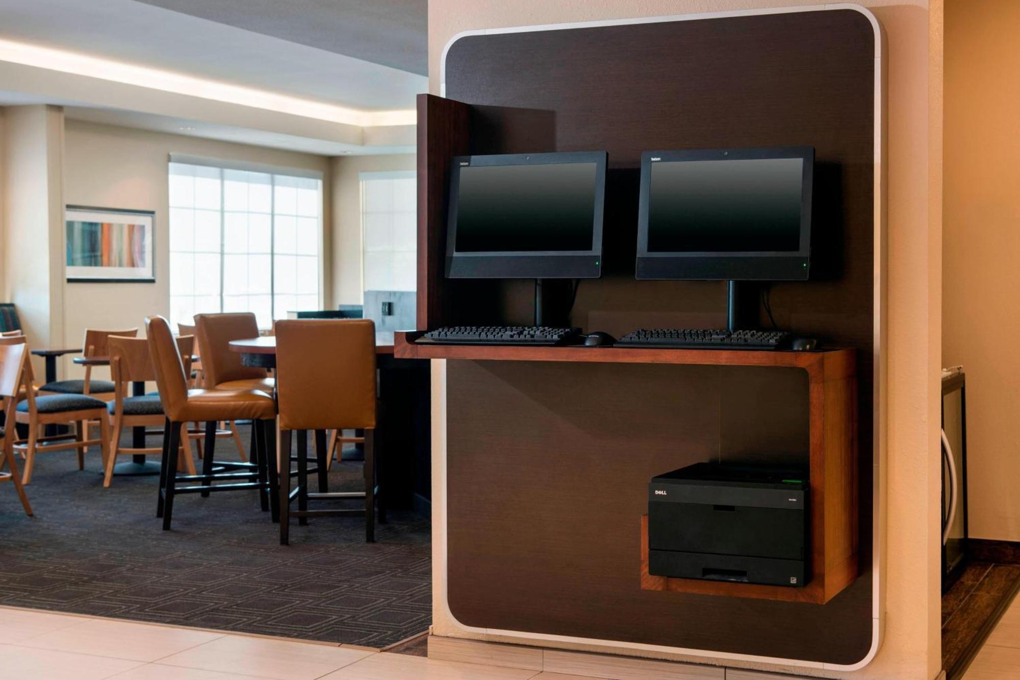 Towneplace Suites By Marriott San Diego Carlsbad / Vista Exterior photo