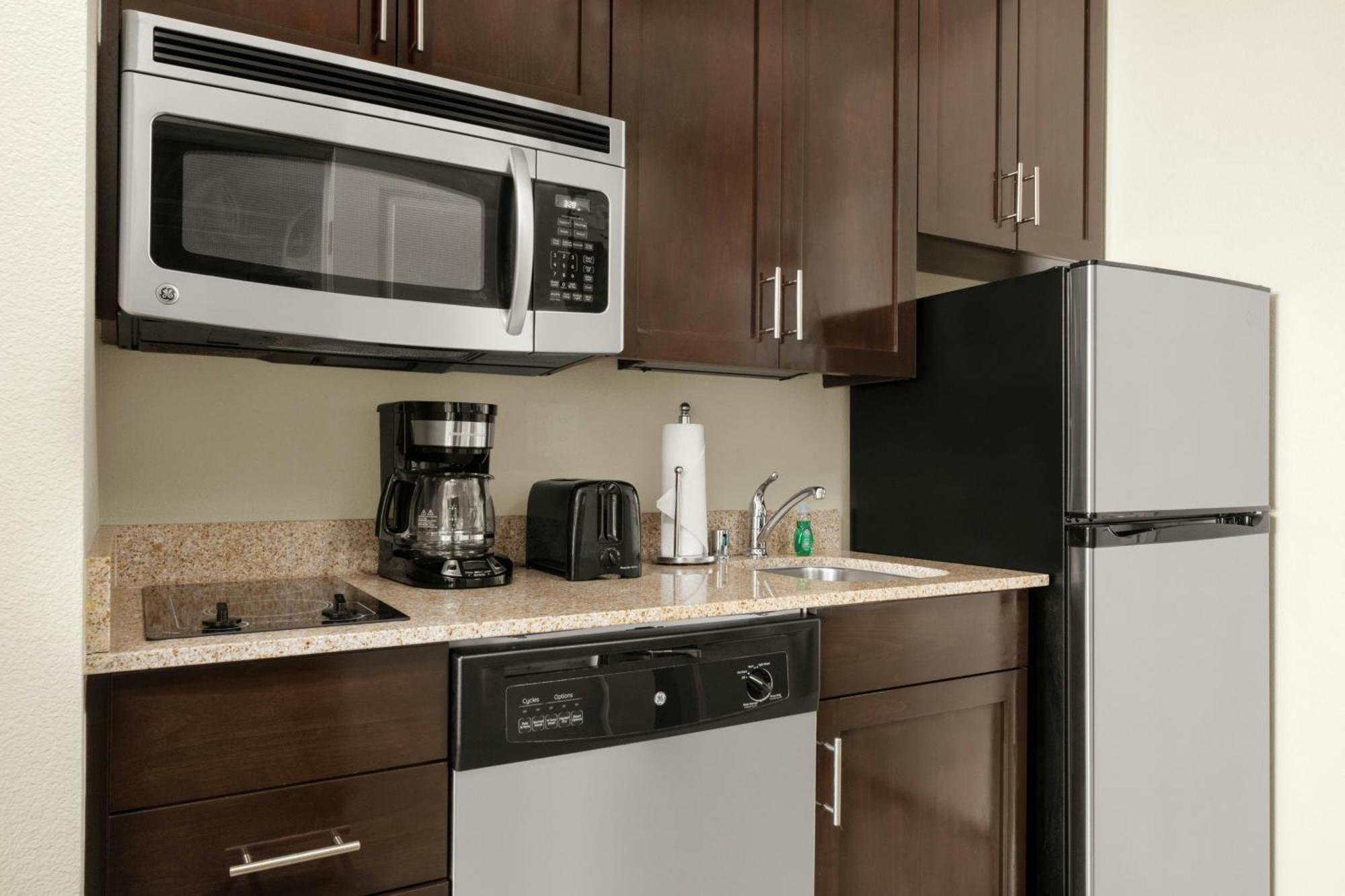 Towneplace Suites By Marriott San Diego Carlsbad / Vista Exterior photo